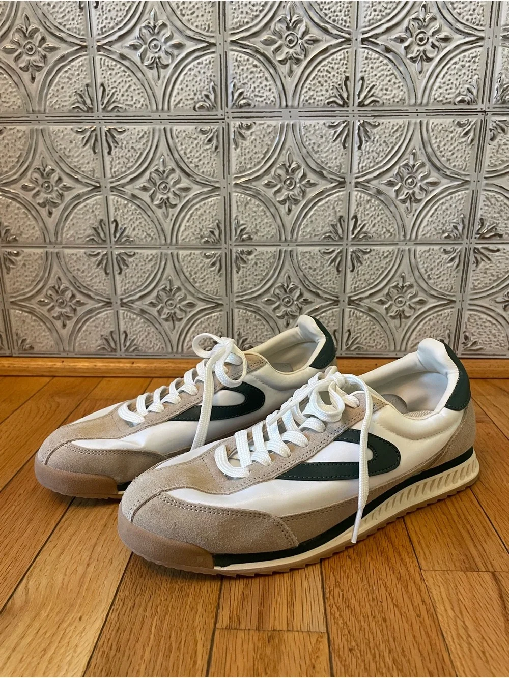 Tretorn White and Green Sneakers with Beige Suede Size 8